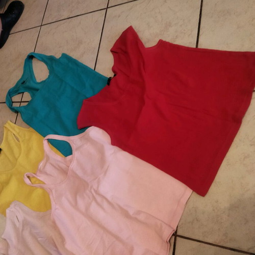 Pack of 6 used T-shirts in various colors
