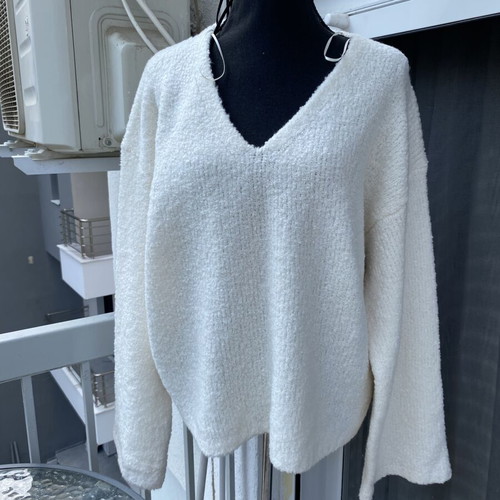 Hugo Boss white sweater new, size XL