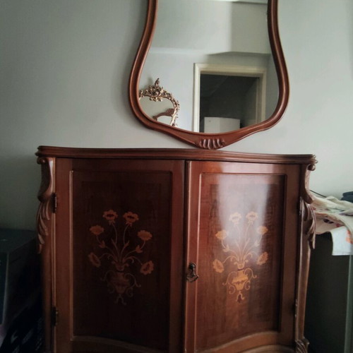 Entrance furniture with mirror used