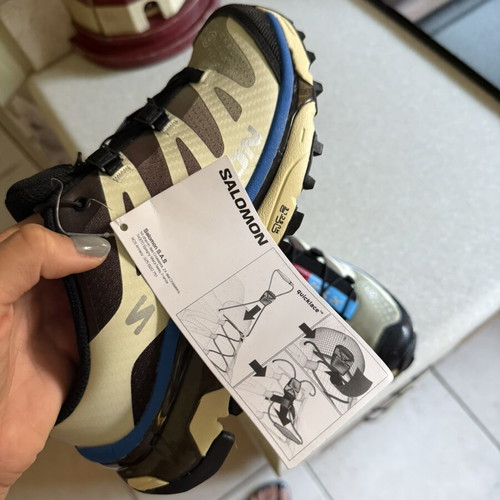 Salomon x Maison Margiela XT4 sport shoes brand new, size 39.5, black beige