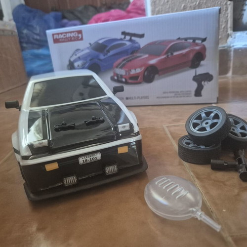 RC Car 1/16 Drift Model Like New
