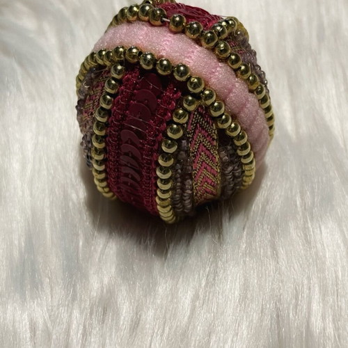 Easter egg used handmade with crochet and beads