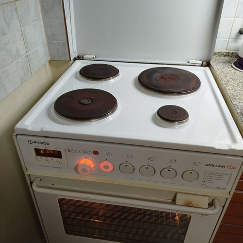 Pitsos Uniflam Pop electric stove used in good condition