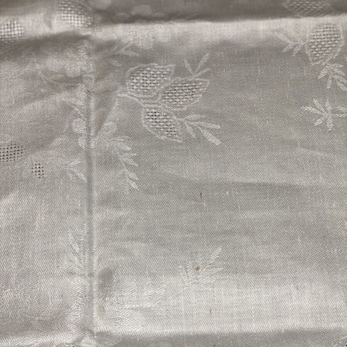 Linen tablecloth 1.47x1.70 m, new