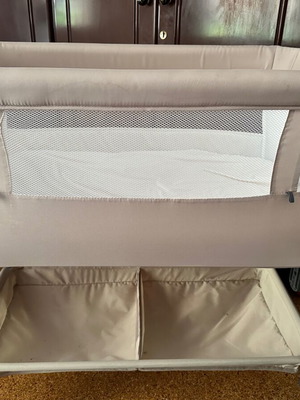 Cangaroo Baby Cot like new with Greco Strom mattress