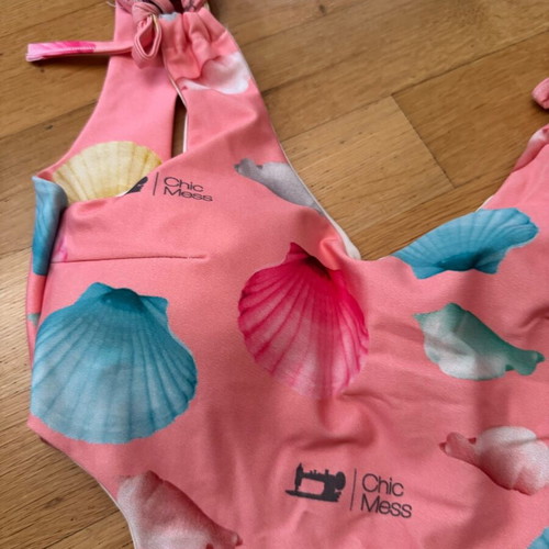 Chic Mess one-piece swimsuit like new, multicolor