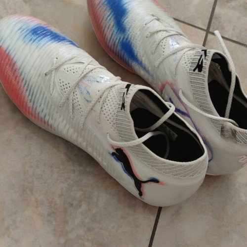 Puma Future 8 Ultimate MG football boots, size 43, white