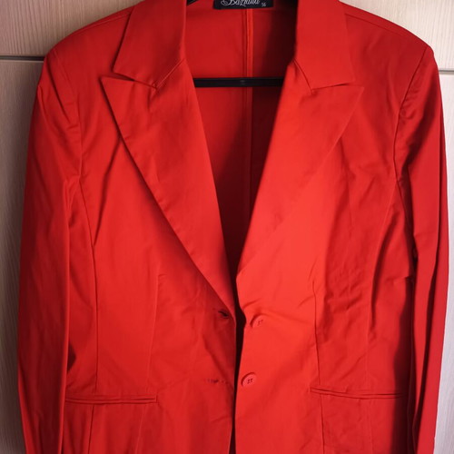 Women's red jacket size 56 like new with shoulder pads