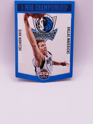 2012-13 Panini Past And Present Dirk Nowitzki κάρτα σαν καινούργιο