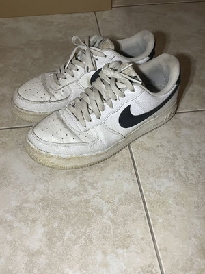Nike Air Force 1 Low sneakers μέγεθος 44 μεταχειρισμένα, άσπρο και μαύρο