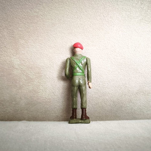 Athina Collectible Military Figure used, Greek Commando with Red Beret 70s-80s