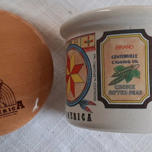 Spigarelli ceramic storage jar with wooden lid and Old America design new