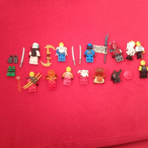 Lego Ninjago minifigures like new