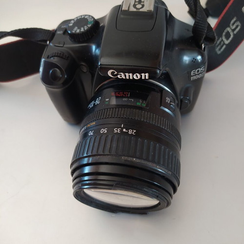 Canon 1100D camera with Canon EF 28-105 mm f/3.5-4.5 USM lens used
