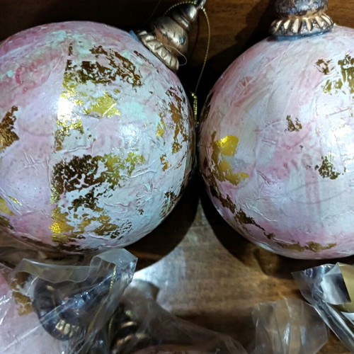Trimar Christmas balls set of 6, new, early 00s