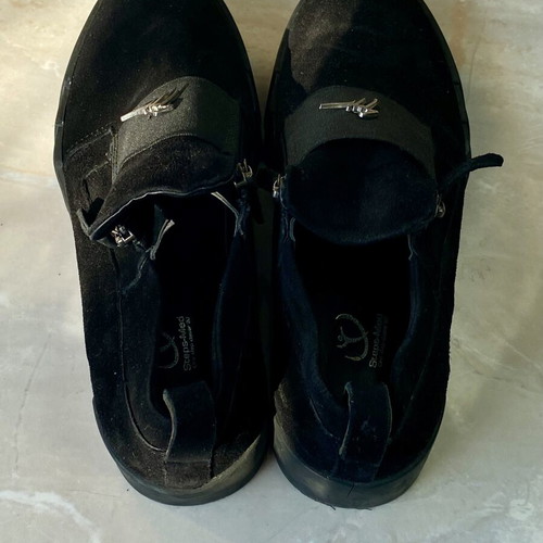 Black suede sneakers slip-on with zipper size 40 like new