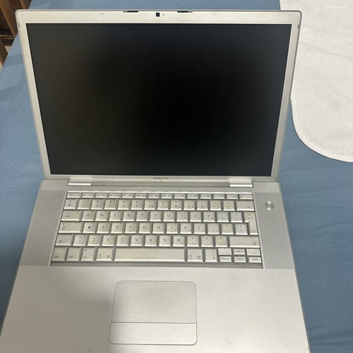 Apple A1150 laptop