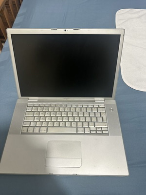 Apple A1150 laptop