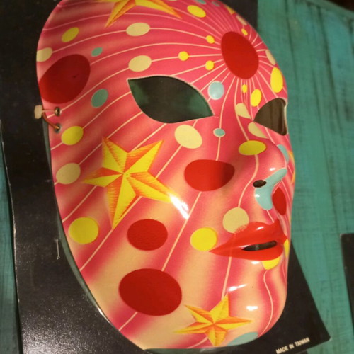 Vintage plastic carnival masks used, pack of 7