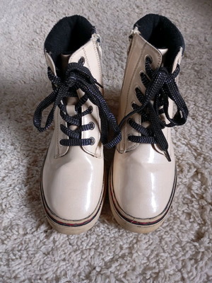 Marikelly boots used size 33 iridescent champagne with blue glitter