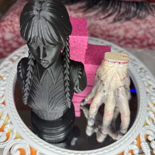Wednesday Addams & Thing decorative sculpture set