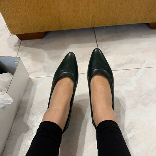 Gianna Meliani leather green pump with low heel used, size 37