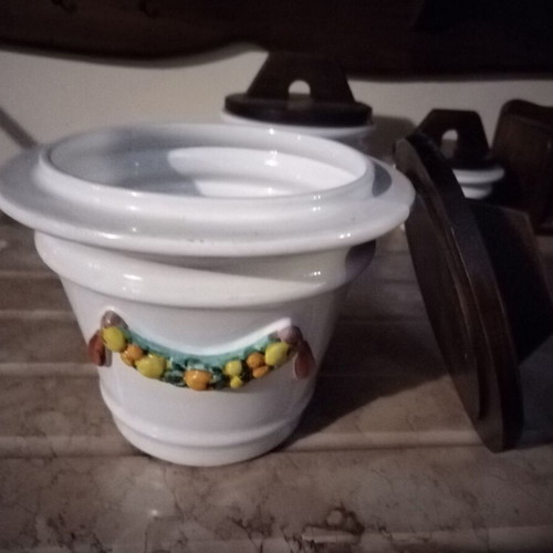 Ceramic storage containers new, set of 3 with wooden lids