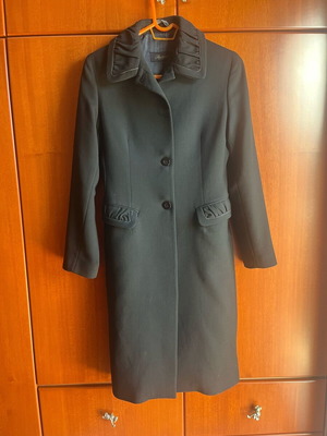 Rococo black coat like new, long