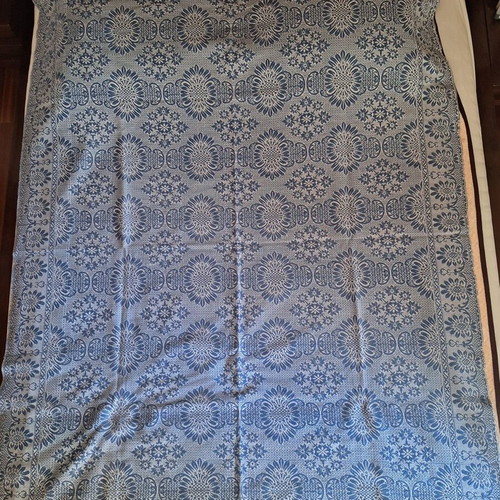 Vintage woven cotton bedspread blue white 203x148