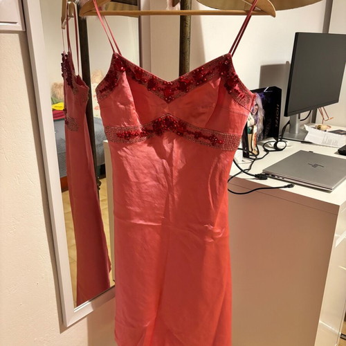 Mini Laurel dress like new, pink-fuchsia with embroidery, size S 36