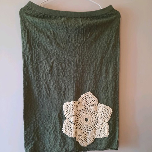 Niederberger Midi skirt new, khaki with embossed texture and knitted motif