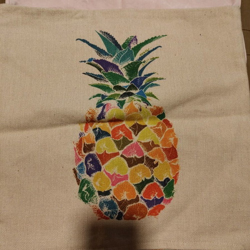 Various pillowcases like new, 2 pcs 50x50 and 4 pcs 40x40