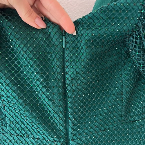 Maxi dress emerald with glitter For Costume like new, size 38