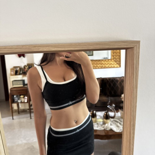 Alo Yoga Set new with tags, skirt with inner shorts