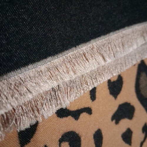 Scarf shawl new, black and beige, 67x180