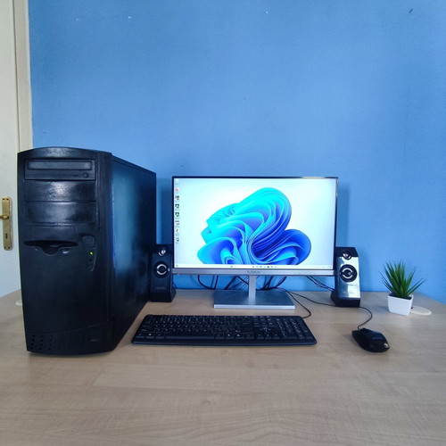 Desktop computer with peripherals, AMD FX-4100 CPU, 6GB RAM, NVIDIA GT 210