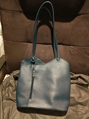 Leather shoulder bag blue like new, convertible to backpack