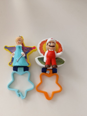 McDonald’s Super Mario Galaxy Happy Meal играчки Росалина и Огнен Марио комплект от 2 като нови