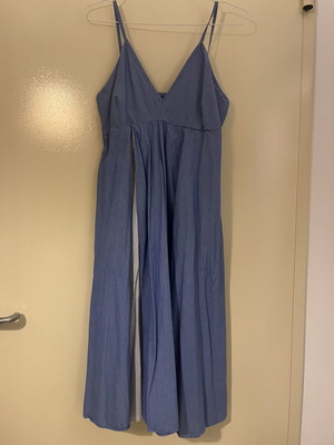 Zara blue dress with fine stripes, size M