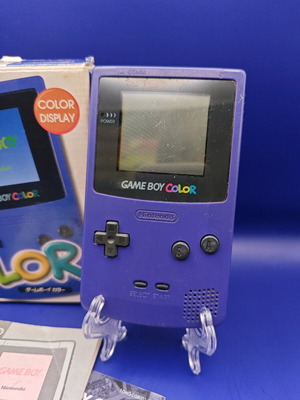Nintendo Game Boy Color μεταχειρισμένο, μωβ, σε αυθεντικό κουτί με οδηγίες