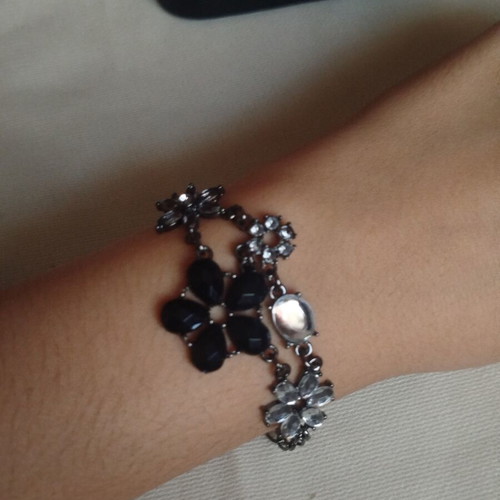 Avon women's bracelet with black and silver-grey stones, anthracite chain