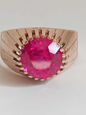 Μεγάλο χρυσό δαχτυλίδι 14κ. με πανέμορφο συνθετικό ρουμπίνι 6,78γρ.