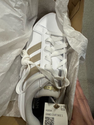 Adidas sneakers new, size 38.5