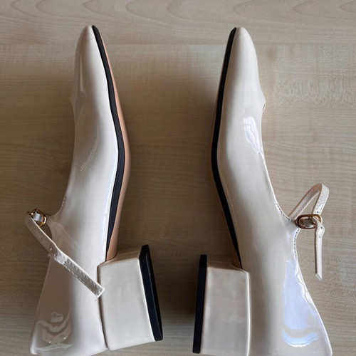 Zara women's ballet flats new, patent look, beige size 38