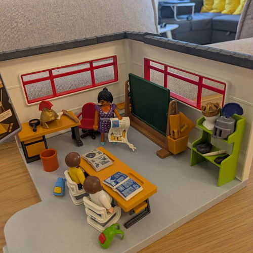 Playmobil 9455 History Classroom used