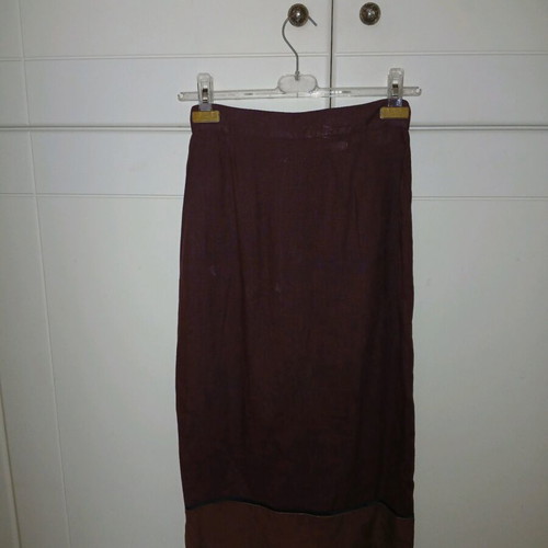 Daniela Bizzi small skirt used, linen fabric, eggplant color