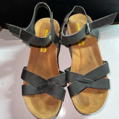 Anatomic sandals like new, black, size 36