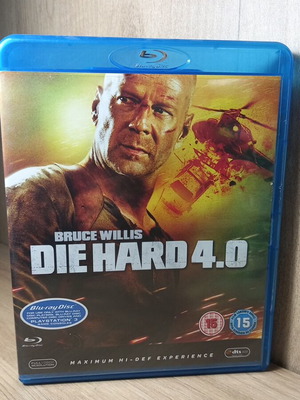 Die Hard 4.0 Blu-Ray like new with English subtitles