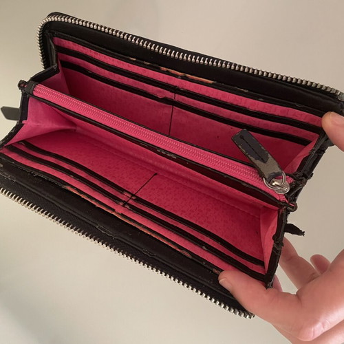 Tous wallet used, black color
