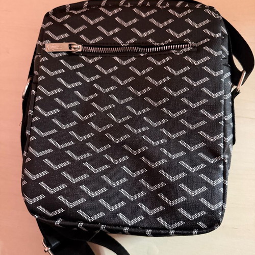 Lacoste bag